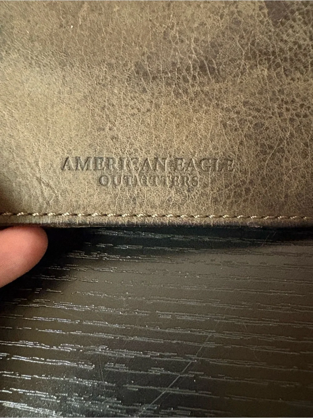 American Eagle Outfitters Distressed Brown Leather Bifold Wallet Eagle